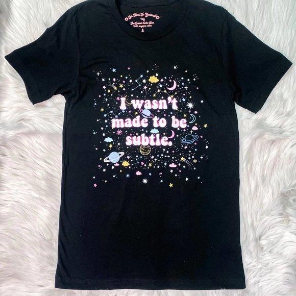 NEW! Bag It Up Boutique "I Wasn't Made To Be Subtle" Graphic T-shirt in Black - Picture 3 of 4